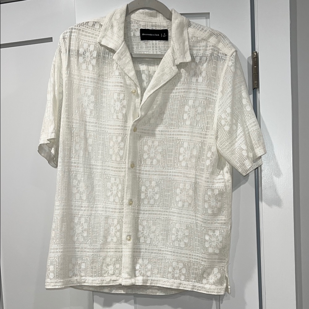 Men's White Mesh Floral Crocheted Short Sleeve Shirt